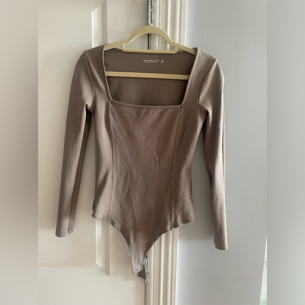 Abercrombie & Fitch Long-Sleeve Ponte Squareneck Seamed Bodysuit